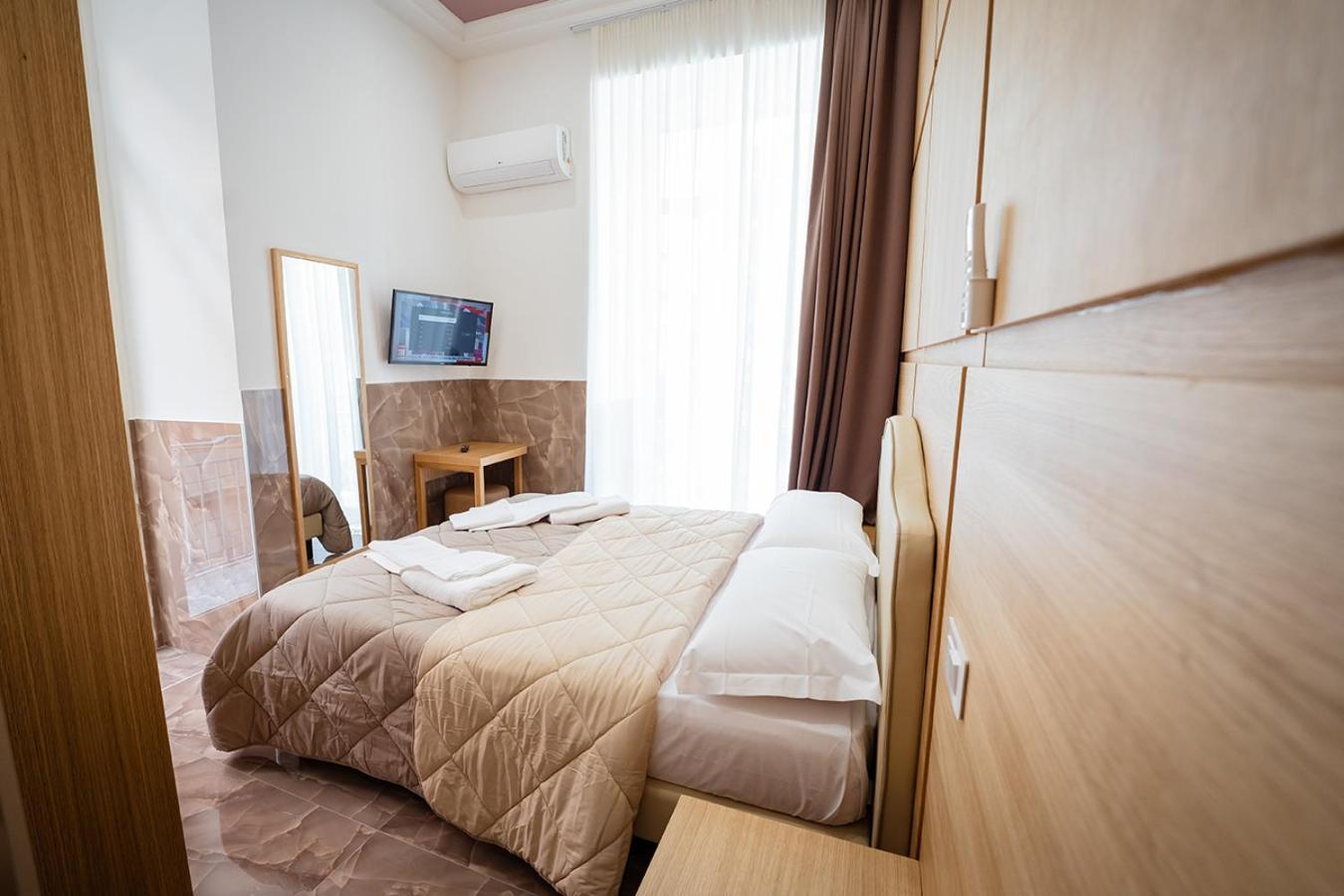Hr Boutique Porto, Napoli Centro, By Clapa Group Hotel Ngoại thất bức ảnh