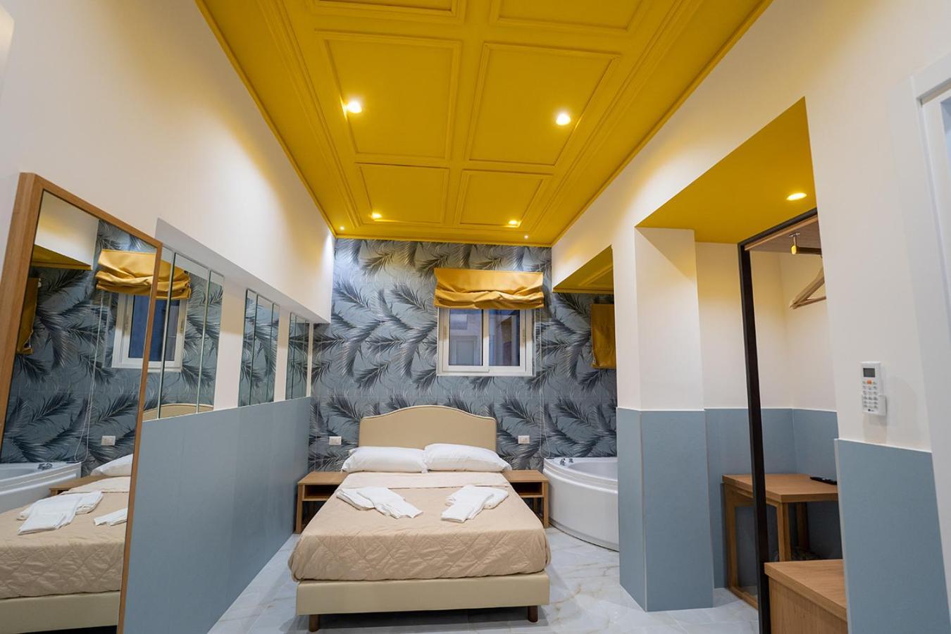 Hr Boutique Porto, Napoli Centro, By Clapa Group Hotel Ngoại thất bức ảnh